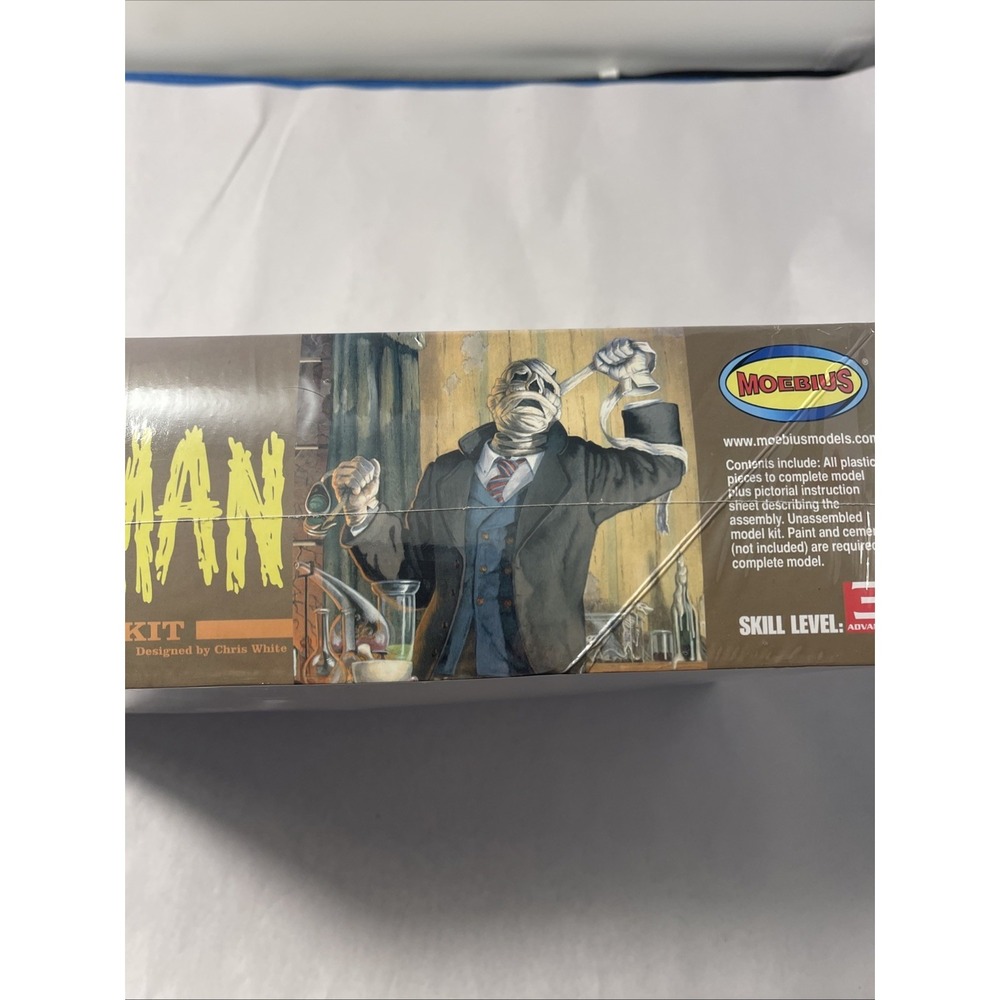 Moebius 1/8 Scale The Invisible Man Plastic Model Kit 903 Sealed New - Picture 13 of 16
